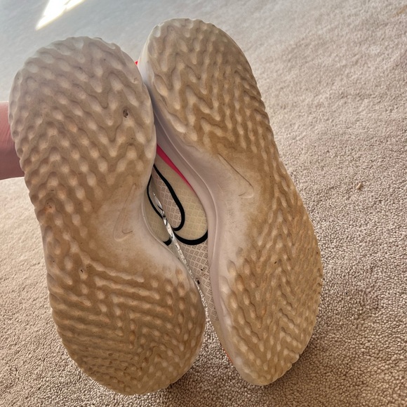 Nike renew sneakers - Picture 3 of 4